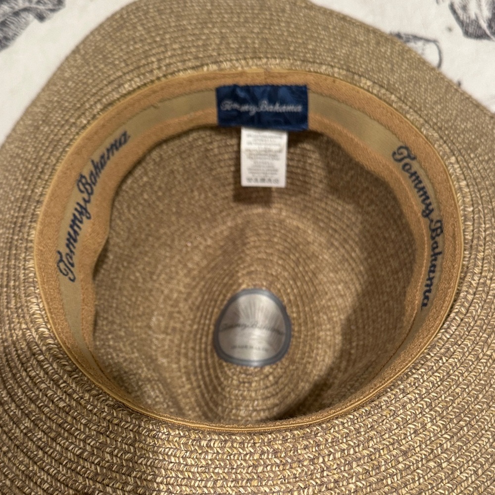 Tommy Bahama Straw Fedora Hat with Brown Patterned Band - Picture 2 of 4